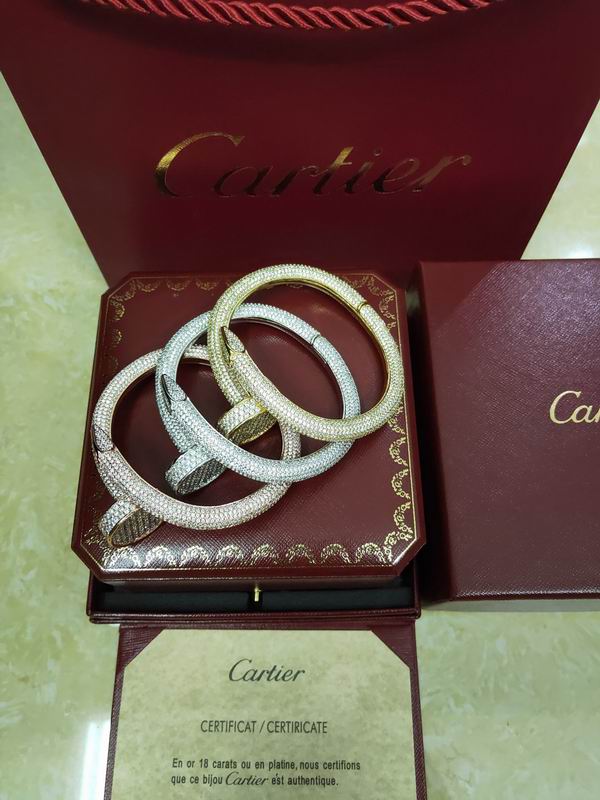 Cartier bracelet 11lyx32 (5)