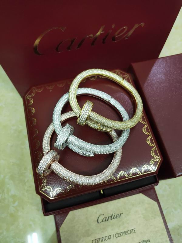 Cartier bracelet 11lyx32 (8)
