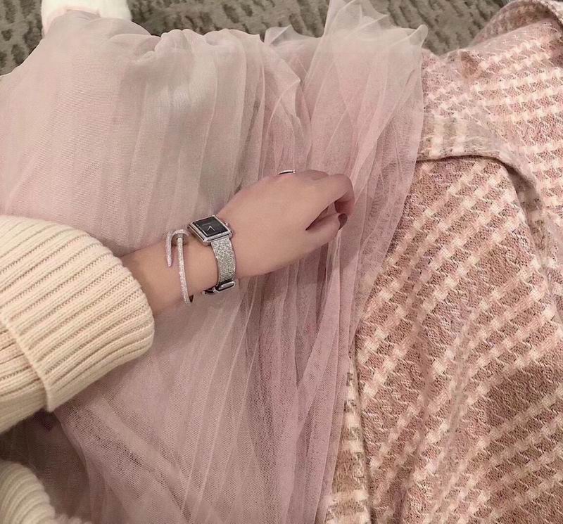 Cartier bracelet 11lyx33 (8)