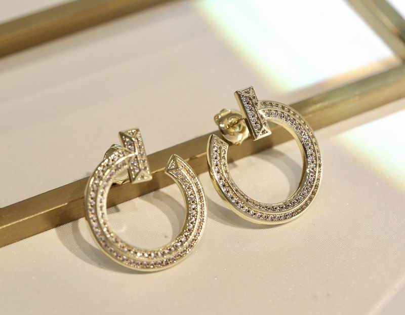 Cartier earring 11lyx13 (7)