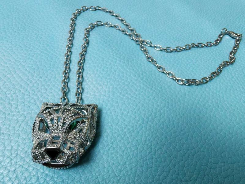 Cartier necklace 11lyx22 (5)