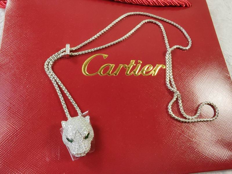 Cartier necklace 11lyx25 (1)