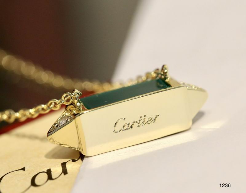 Cartier necklace 11lyx25 (2)
