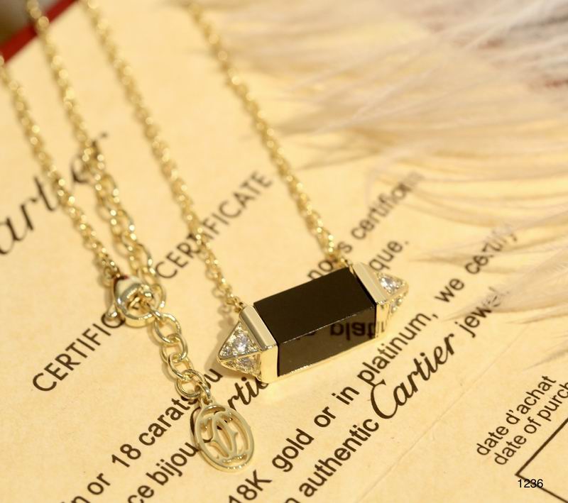Cartier necklace 11lyx25 (22)