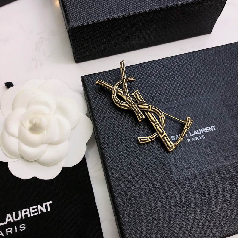 YSL Brooch 10lyr31 (1)