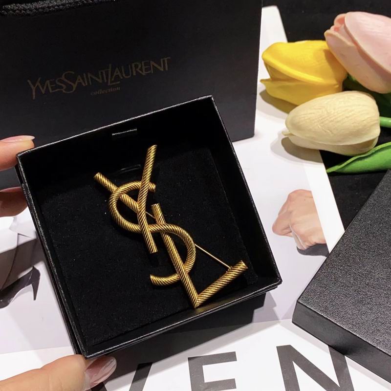YSL Brooch 11lyr57 (3)