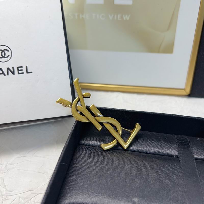 YSL Brooch 11lyr59 (2)