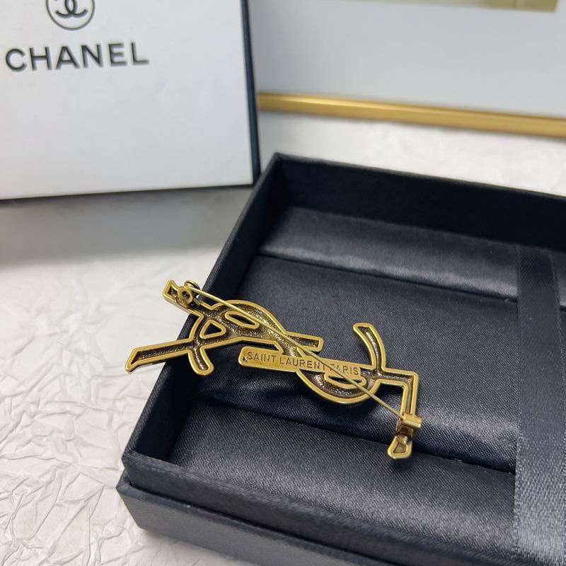 YSL Brooch 11lyr59 (4)