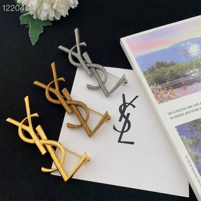 YSL Brooch 11lyr62 (1)