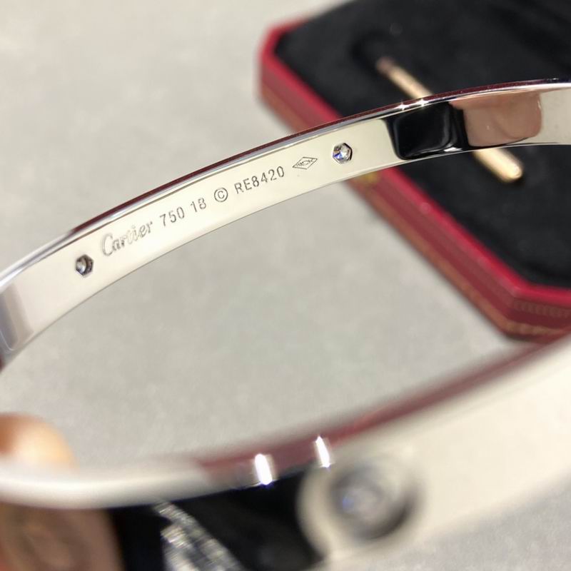 Cartier bracelet 12lyx40 (14)