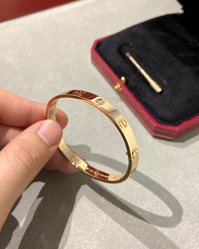 Cartier bracelet 12lyx40 (3)