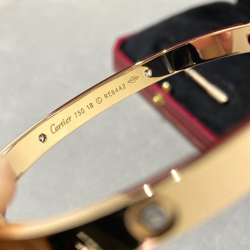 Cartier bracelet 12lyx40 (4)