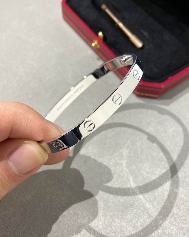 Cartier bracelet 12lyx41 (13)