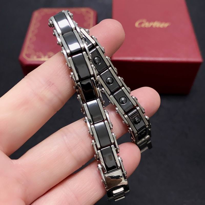 Cartier bracelet 12lyx42 (8)