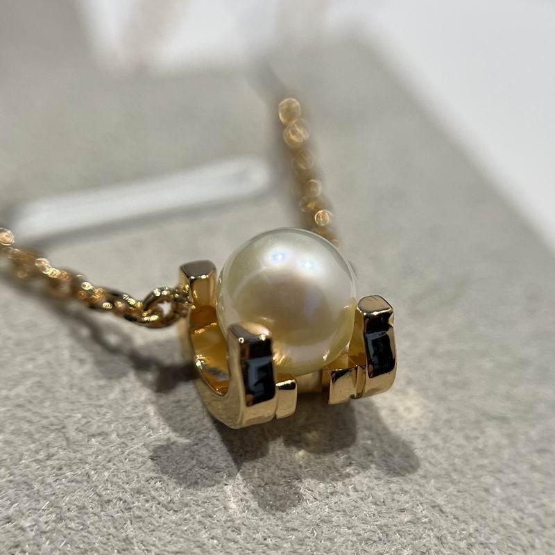 Cartier necklace 12lyx31 (4)