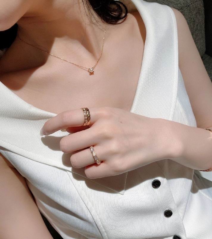 Cartier necklace 12lyx31 (8)