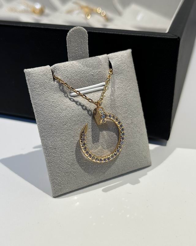 Cartier necklace 12lyx32 (3)