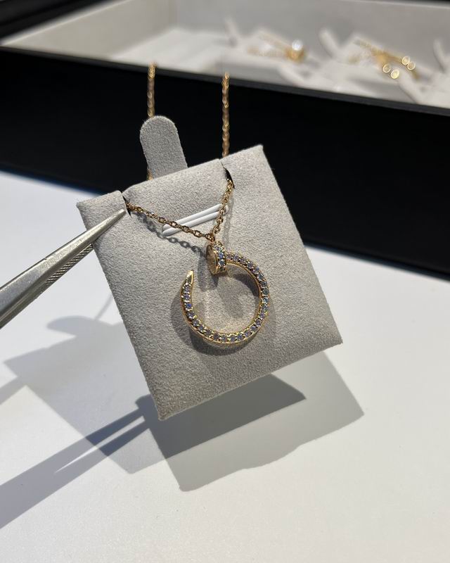 Cartier necklace 12lyx32 (9)