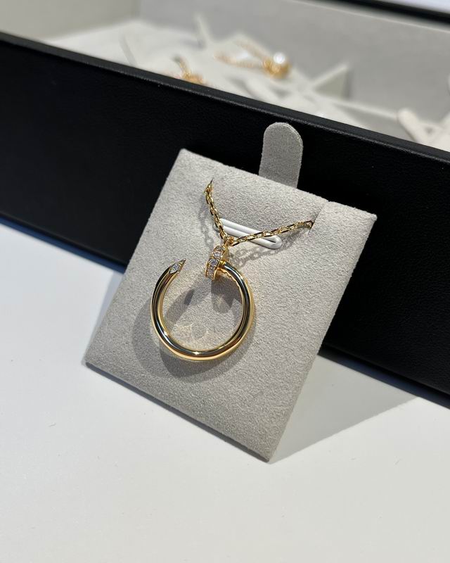 Cartier necklace 12lyx33 (2)