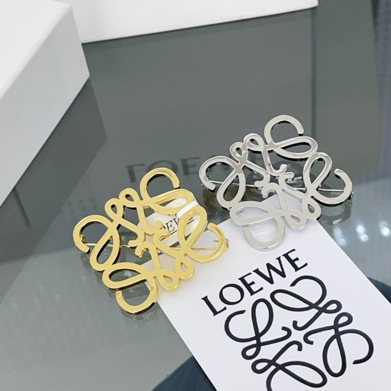 Loewe brooch 01lyw15 (6)
