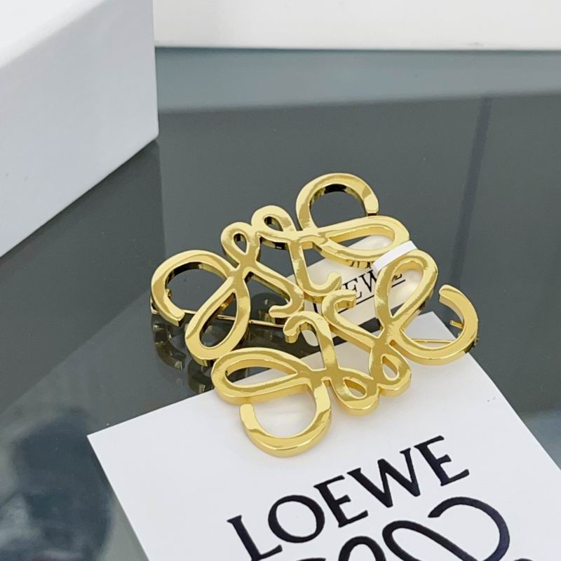 Loewe brooch 01lyw15 (7)
