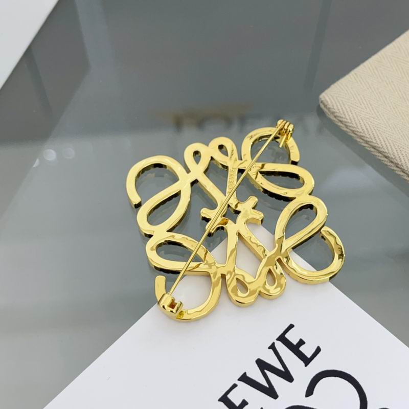 Loewe brooch 01lyw16 (6)