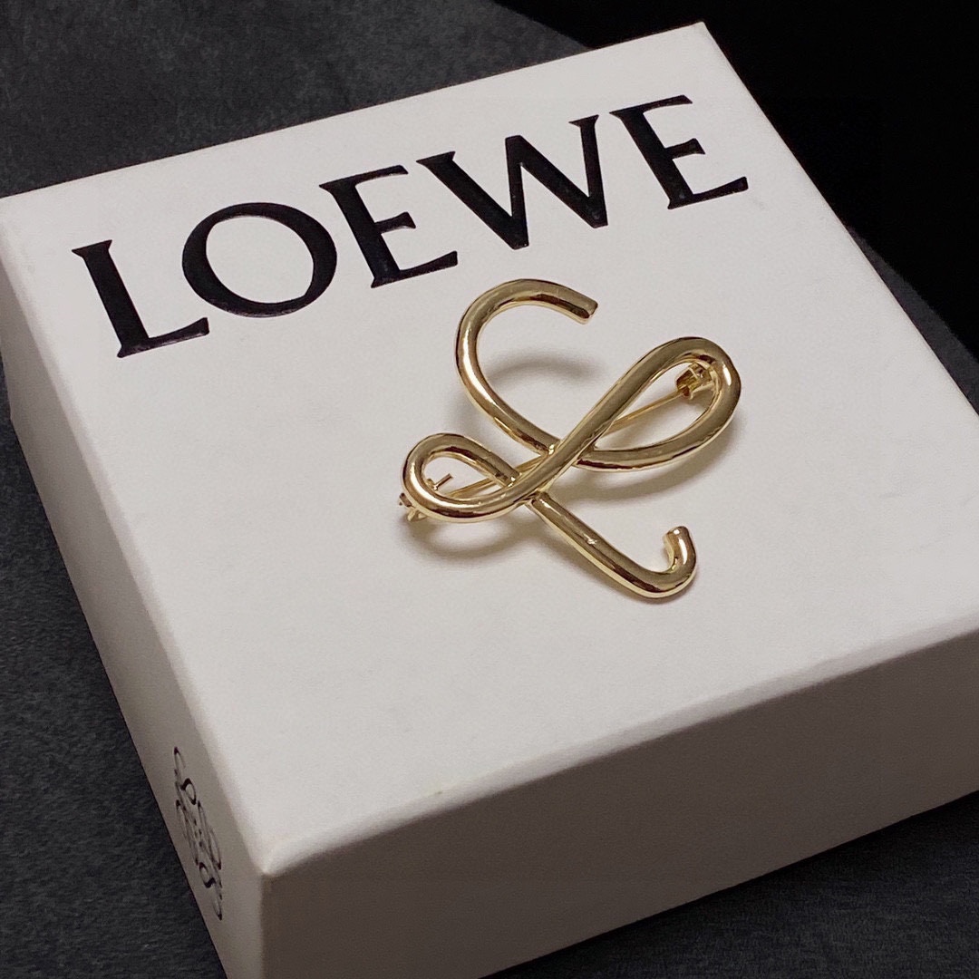 Loewe brooch 11lyw13 (9)