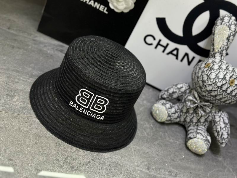 Balenciaga hat dx (3)