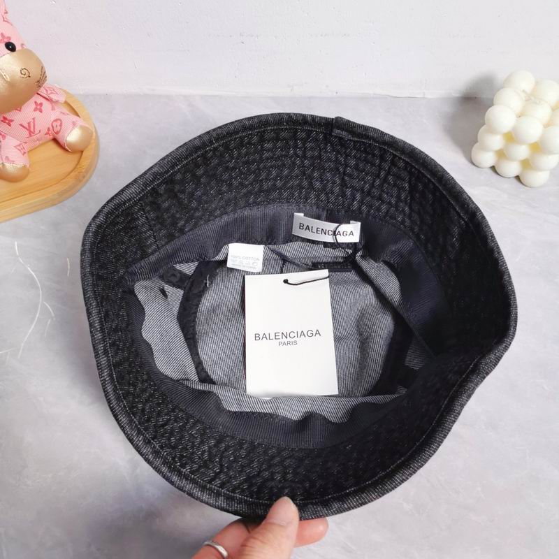 Balenciaga hat dx (43)