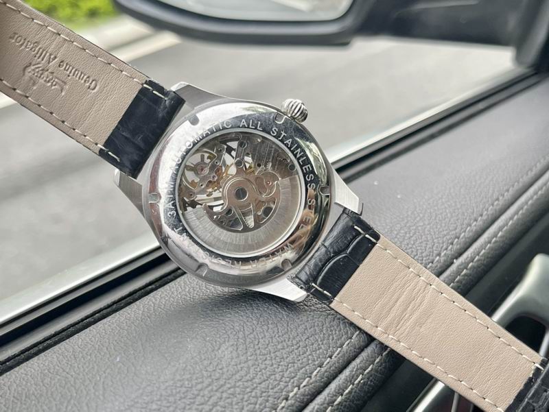 Cartier 42mm 81 (3)
