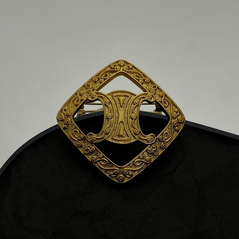 Celine Brooch 01lyr01 (4)
