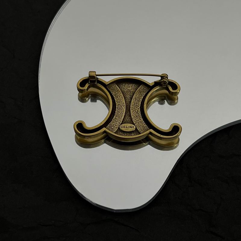 Celine Brooch 01lyr03 (5)