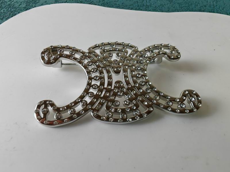 Celine Brooch 04lyr04 (11)