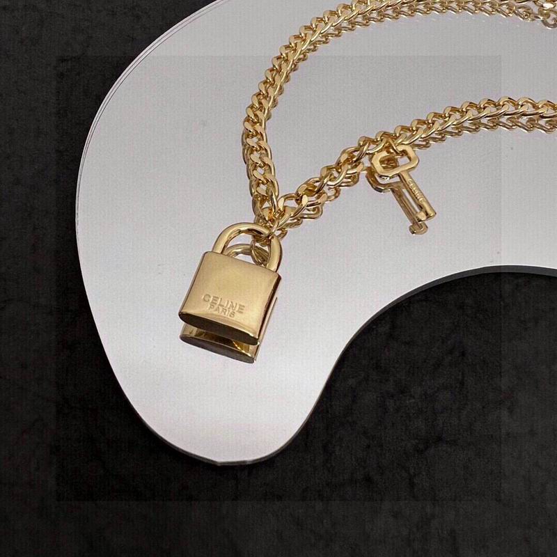 Celine Necklace  01lyr03 (2)