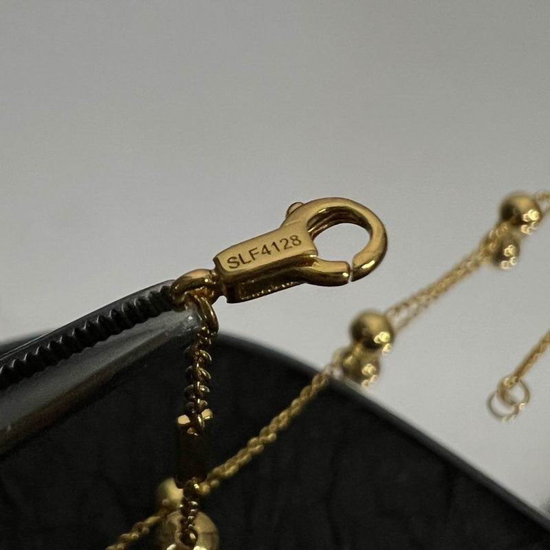 Celine Necklace  01lyr07 (5)