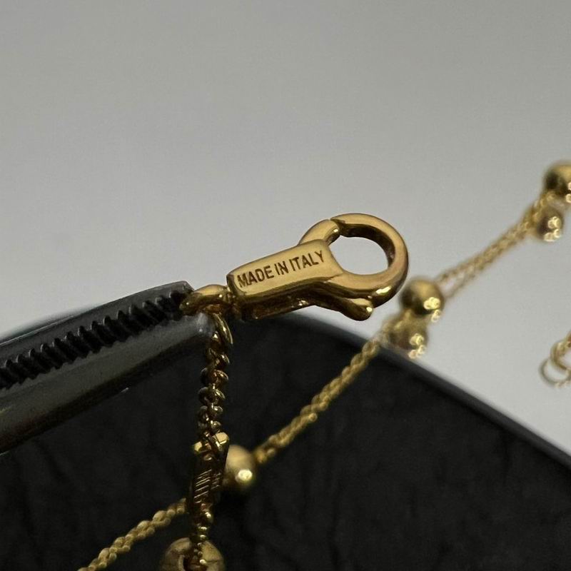 Celine Necklace  01lyr07 (6)