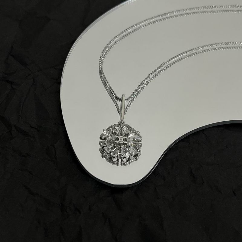 Celine Necklace  01lyr08 (5)
