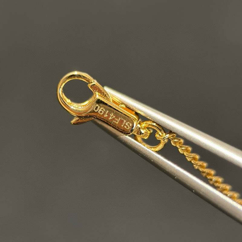 Celine Necklace  01lyr25 (9)