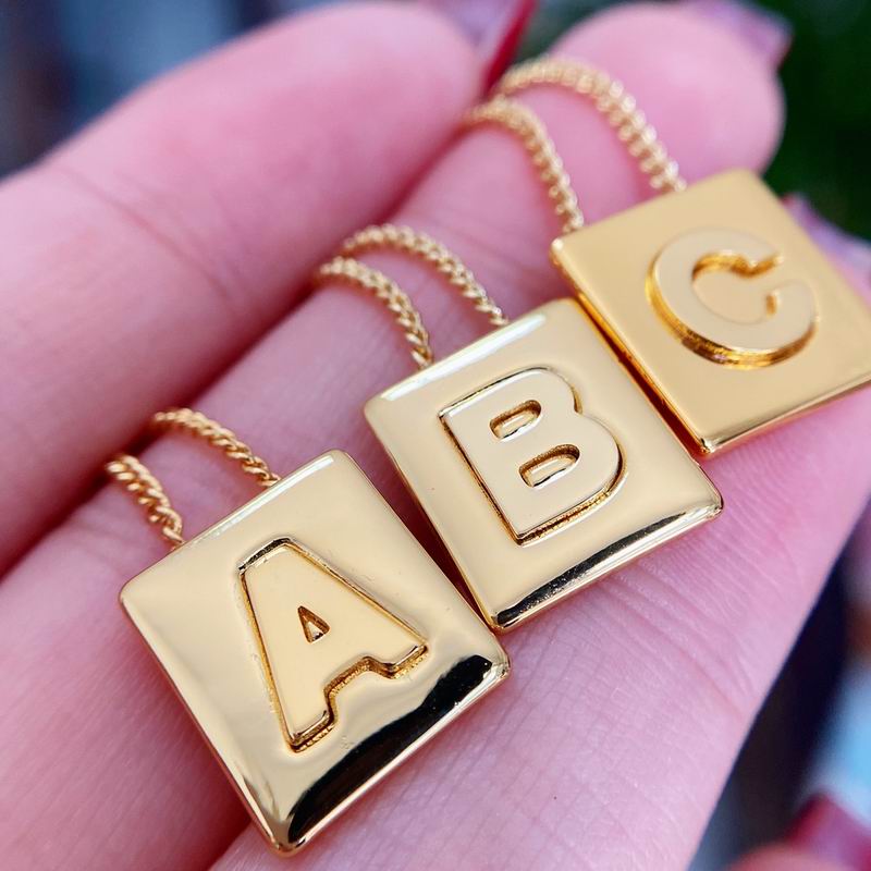 Celine Necklace  03lyr44 (3)