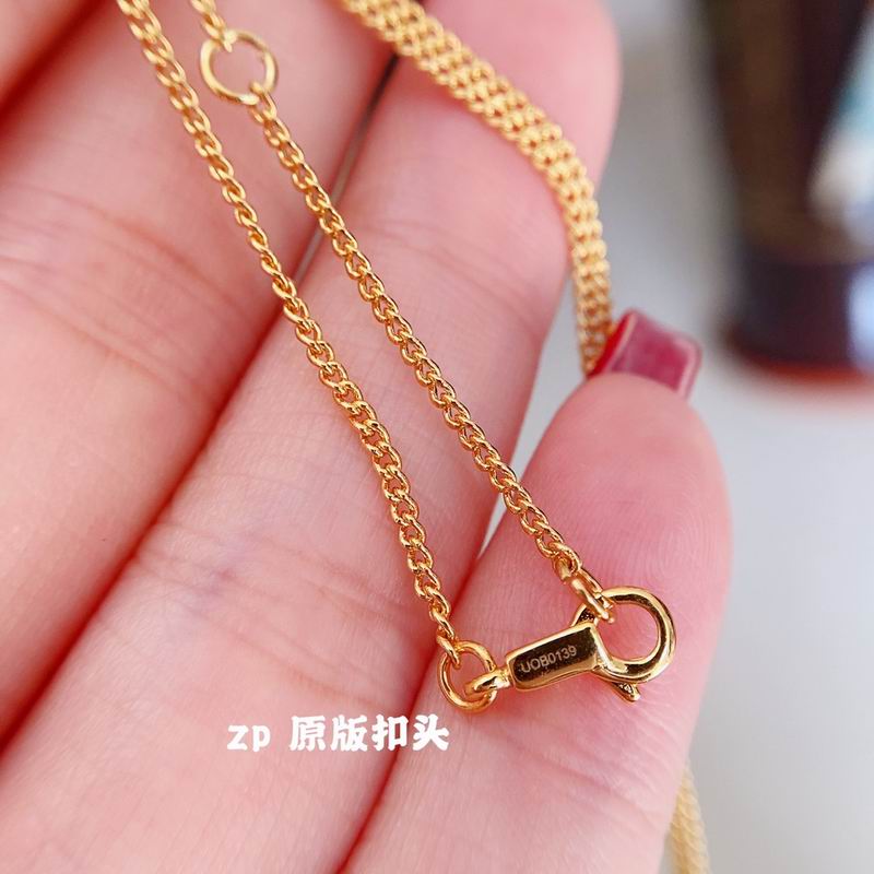 Celine Necklace  03lyr44 (5)