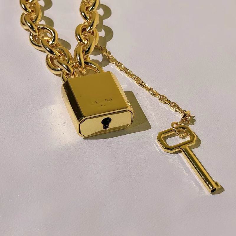 Celine Necklace  04lyr55 (2)