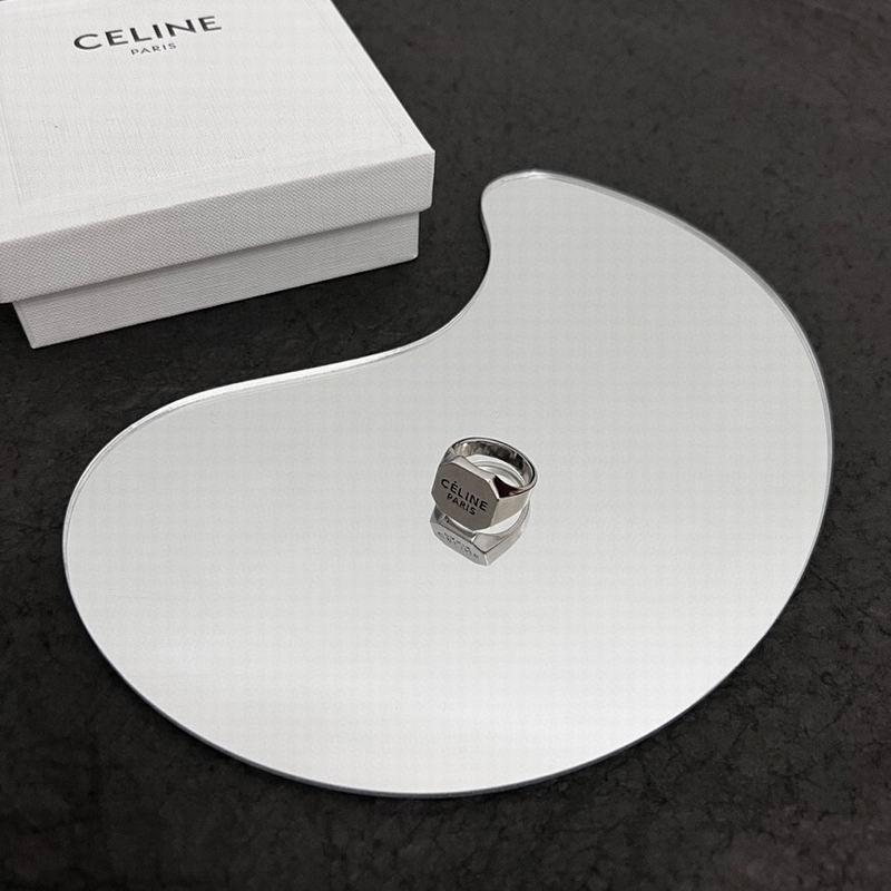 Celine Ring 01lyr02 (3)