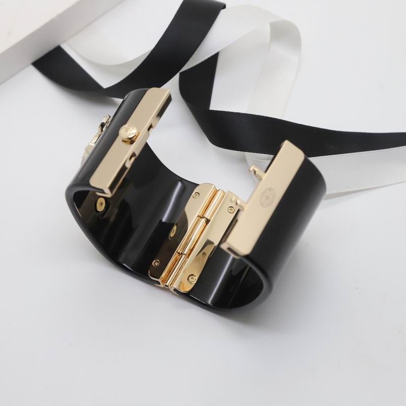 Chanel bracelet 1lyx25 (3)