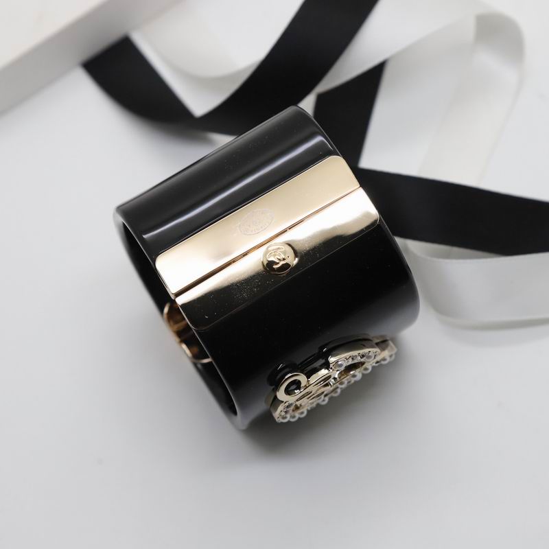 Chanel bracelet 1lyx25 (5)