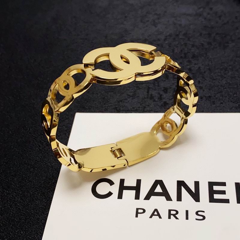 Chanel bracelet 1lyx26 (4)