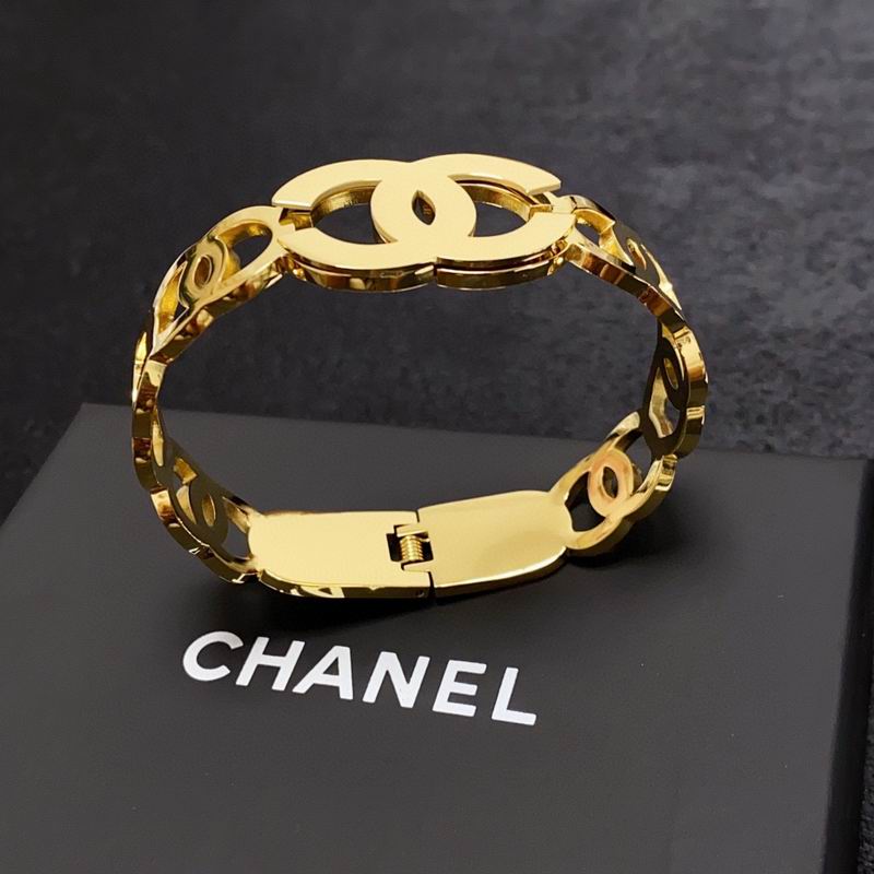 Chanel bracelet 1lyx26 (9)
