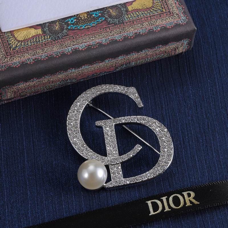 Dior Brooch 01lyr01 (4)