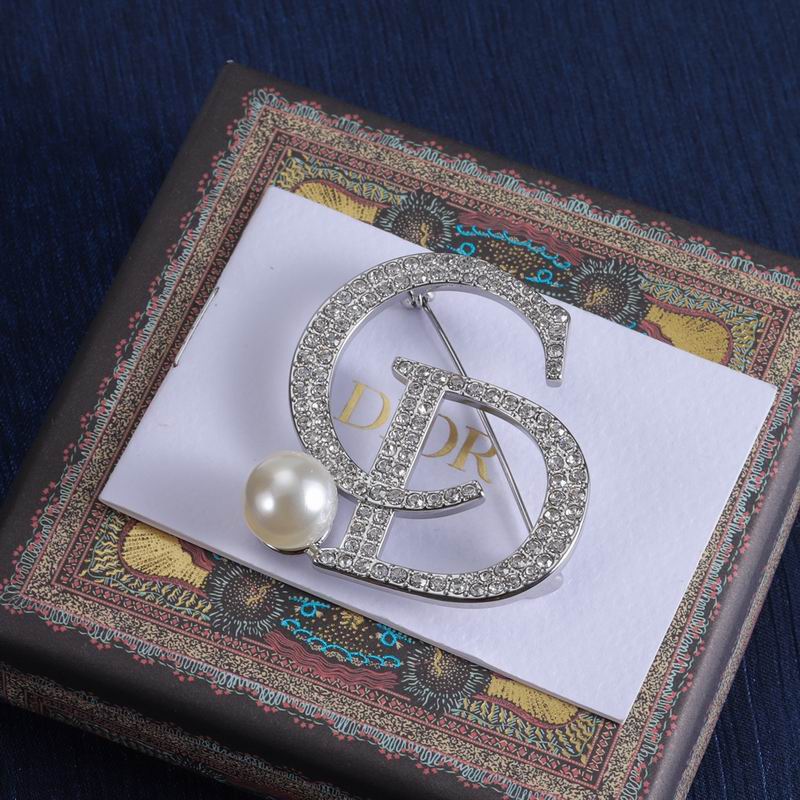 Dior Brooch 01lyr01 (7)