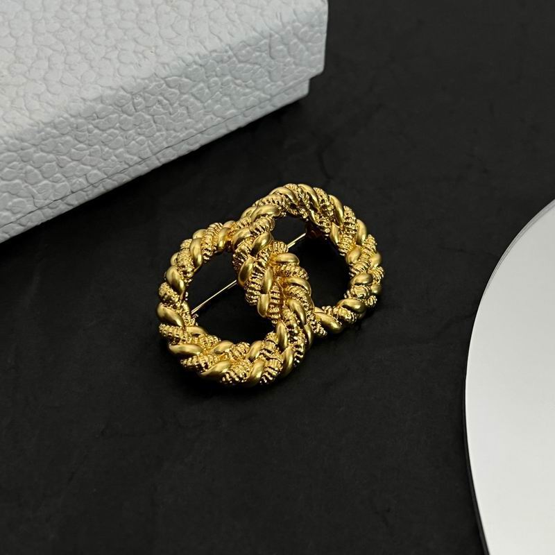 Dior Brooch 01lyr03 (2)