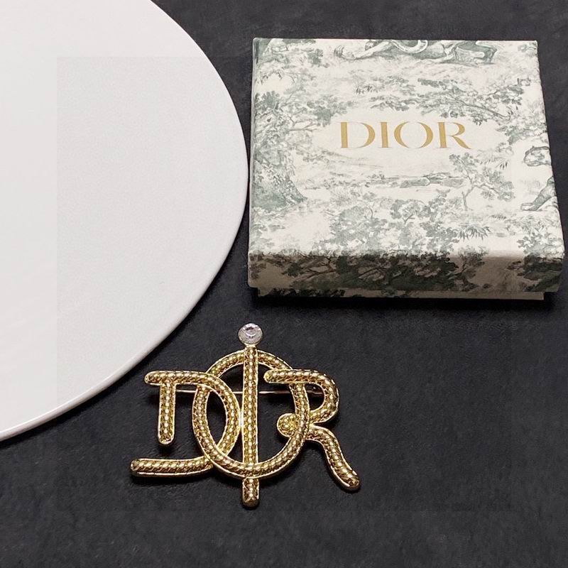 Dior Brooch 01lyr06 (1)